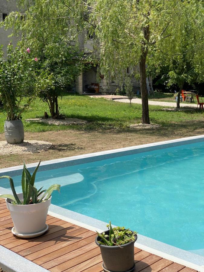 Appartement Les Cypres De L'Ile Avignon Exterior foto